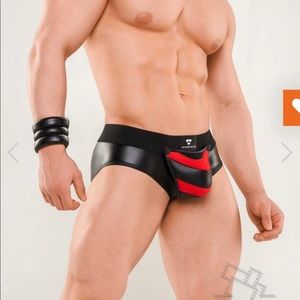 Maskulo Red/Black Armored Zippered Rear Briefs-BR1200-10-S